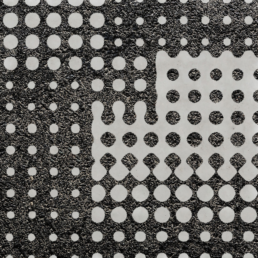 Atom Cross black