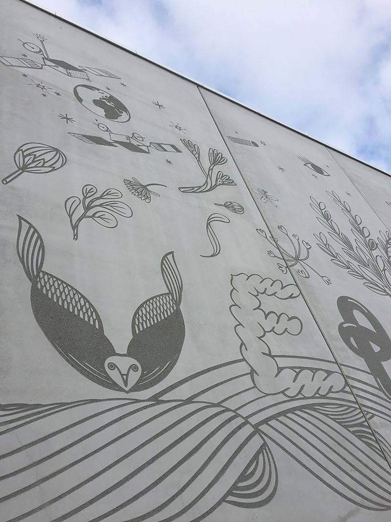 Graphic Concrete Tau Shopping Center R13